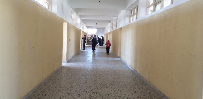 Hafter okullara da saldırıyor